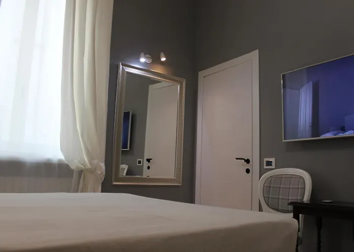 Jacuzzi Apartament By Parmacentro B&B